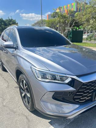 BYD SONG PRO 1.5 DM-I HÍBRIDO GS AUTOMÁTICO BYD SONG PRO 1.5 DM-I HÍBRIDO GS AUTOMÁTICO